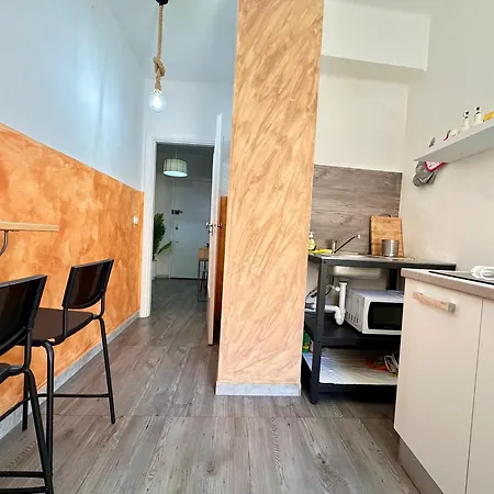 Sanremo- Affittasi Licia Home, Con Aria Condizionata Centralissimo A Pochissima Distanza Da Ariston, Casino E Dal Mare San Remo