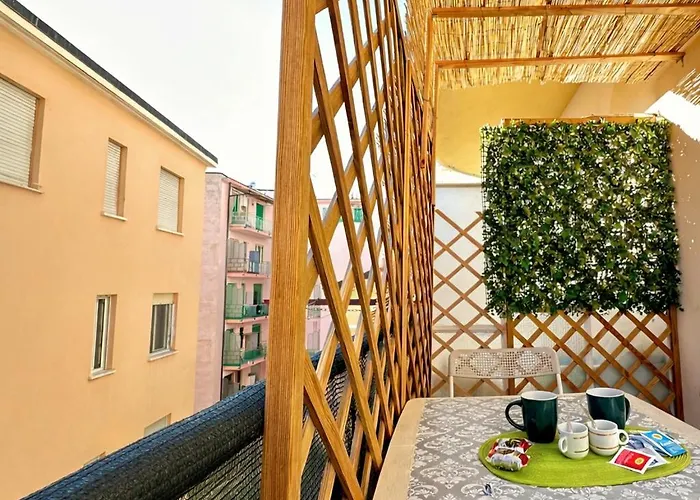 Sanremo- Affittasi Licia Home, Con Aria Condizionata Centralissimo A Pochissima Distanza Da Ariston, Casino E Dal Mare *